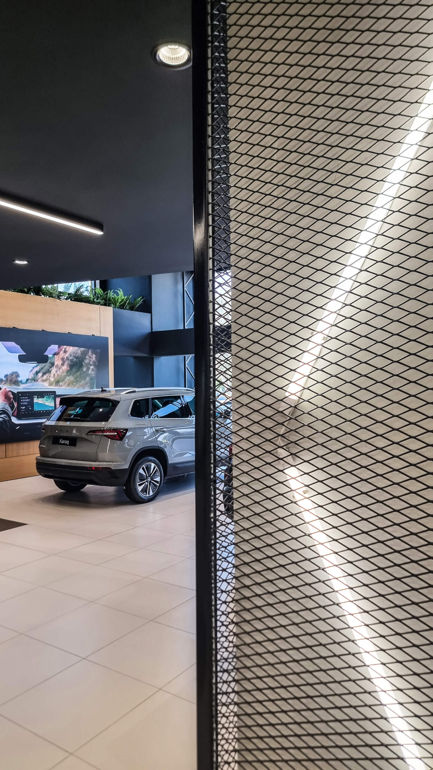Μελέτη και επίβλεψη SKODA showroom Αθήνα